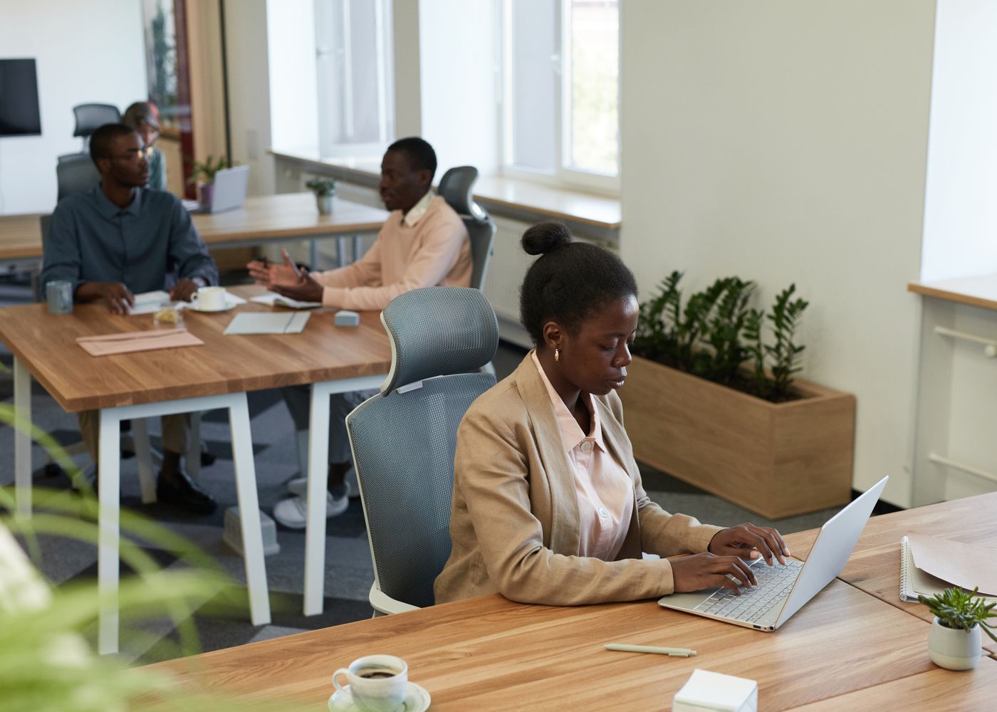 Digital marketing professional at TonTon Business working on a client campaign
