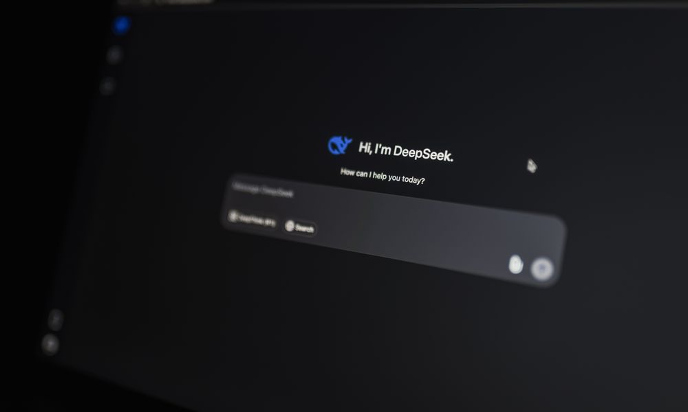 Close-up of an AI-driven chat interface on a computer screen, showcasing modern AI technology.